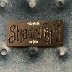 Kat Von D Shade + Light Contour